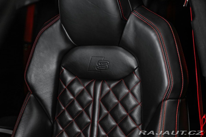 Audi SQ8 competition+, karbon, pan 2023