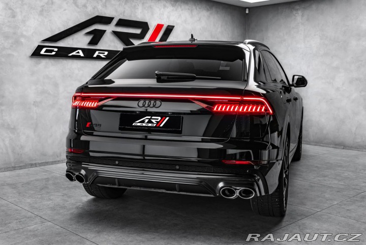 Audi SQ8 competition+, karbon, pan 2023