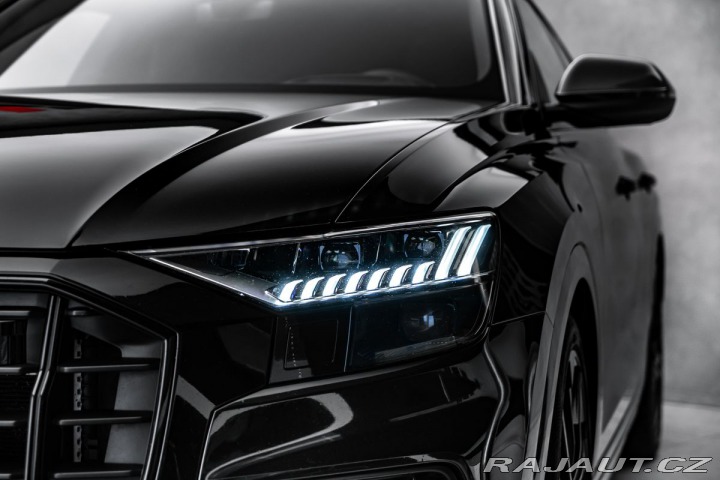 Audi SQ8 competition+, karbon, pan 2023