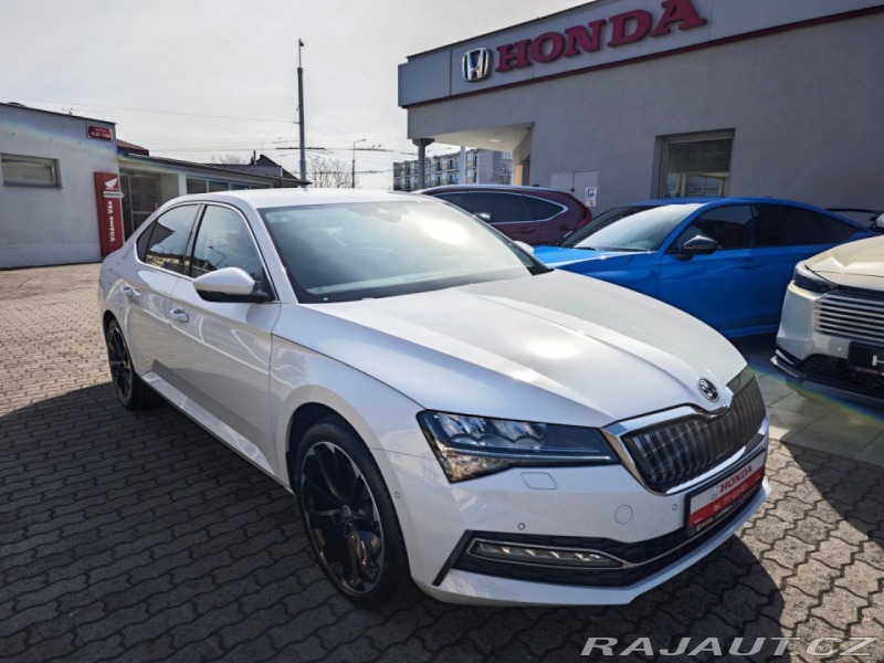 Škoda Superb iV 1.4 TSi Style Plug-in