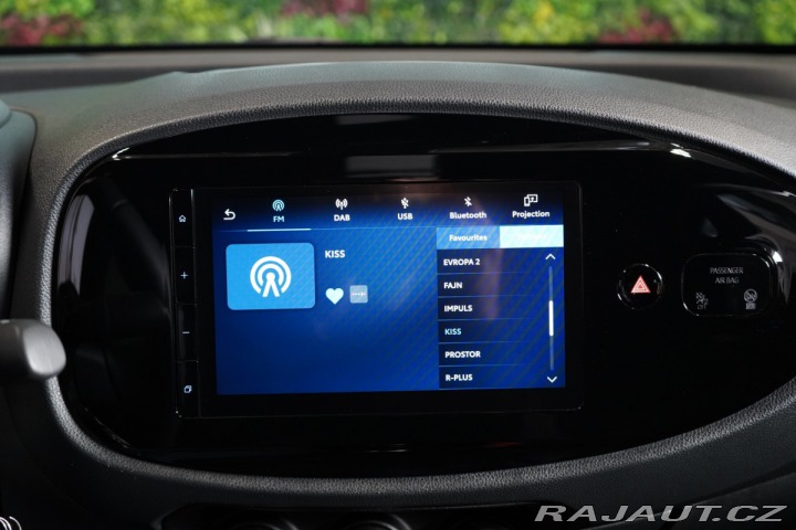 Toyota Aygo 1.0*M/T*CARPLAY*DAB*KAMER 2024