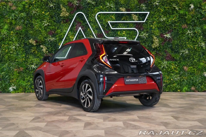 Toyota Aygo 1.0*M/T*CARPLAY*DAB*KAMER 2024