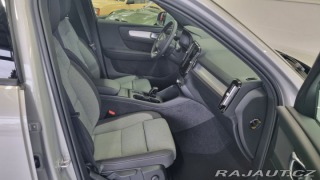 Volvo XC40 B3 2.0L 163 HP AT7 FWD CO 2026