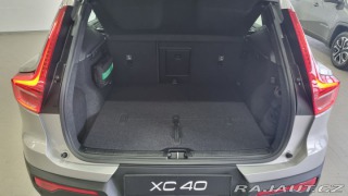Volvo XC40 B3 2.0L 163 HP AT7 FWD CO 2026