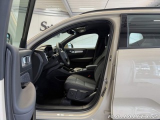 Volvo XC40 B3 2.0L 163 HP AT7 FWD CO 2026