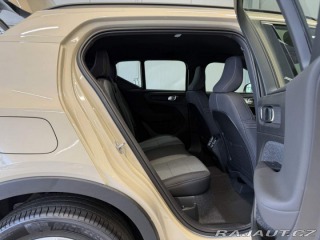 Volvo XC40 B3 2.0L 163 HP AT7 FWD CO 2026