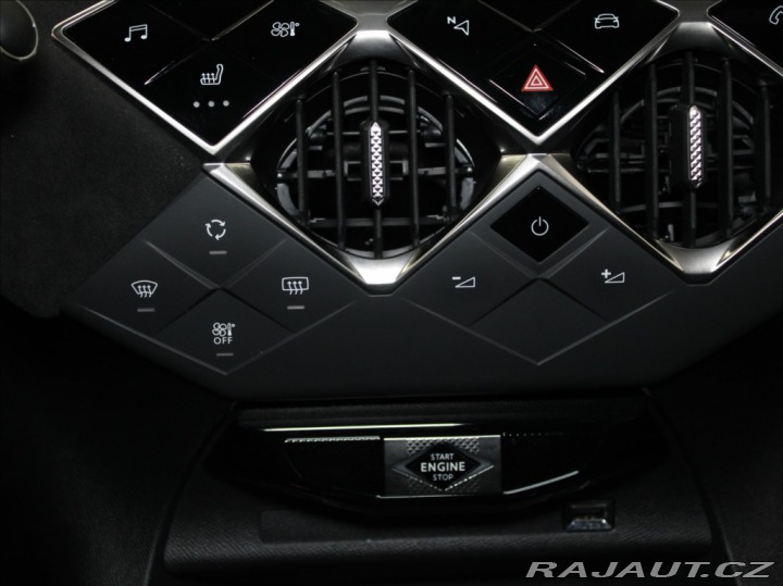 Ostatní značky Ostatní modely DS Automobiles DS3 Crossback 1,2 PT 100k.Performance 3 2023