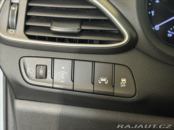 Hyundai i30 1,0 T-GDI COMFORT 1.MAJIT 2017