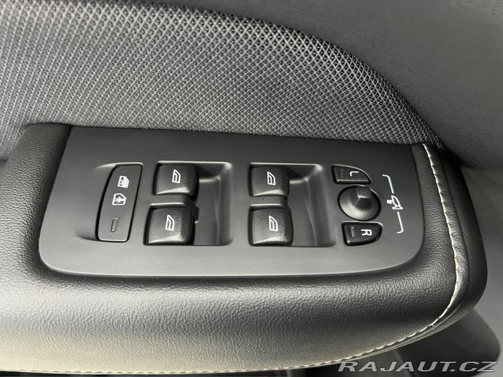 Volvo XC60 T8 AWD R-DESIGN, WEBASTO, 2020