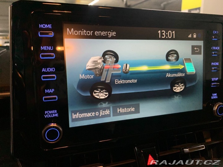 Toyota Corolla 1,8   Hybrid 1.majitel 2020