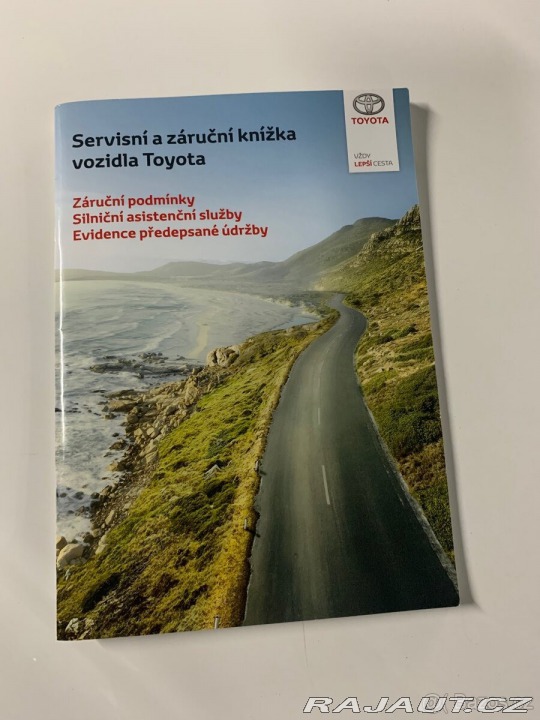 Toyota Corolla 1,8   Hybrid 1.majitel 2020