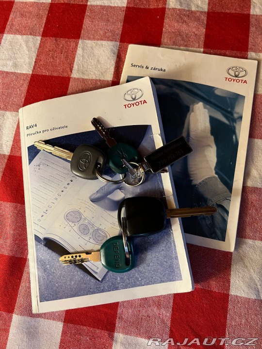 Toyota RAV4 D-4D 4x4 diesel, 85 kW 2005