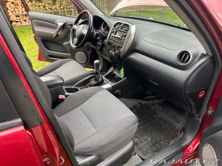 Toyota RAV4 D-4D 4x4 diesel, 85 kW 2005