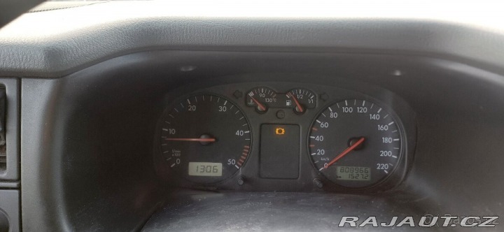 Volkswagen Caravelle 2,5   T4 tdi 75kw long 1800