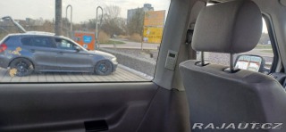 Volkswagen Caravelle 2,5   T4 tdi 75kw long 1800