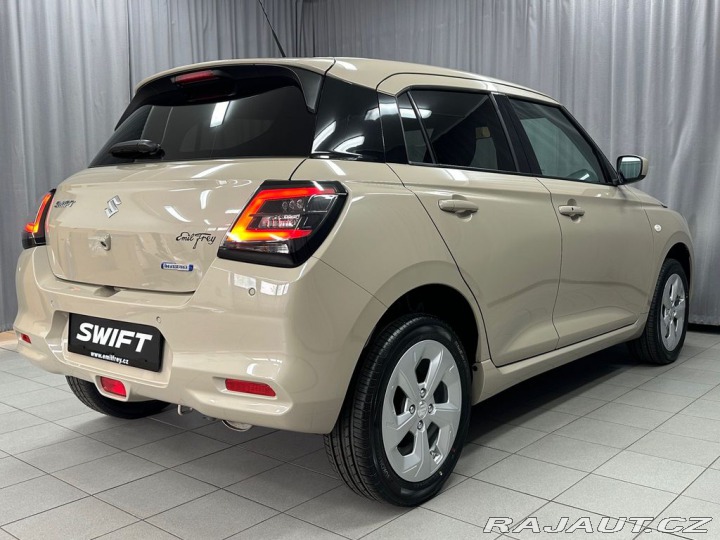 Suzuki Swift Premium AT - k odběru IHN 2026