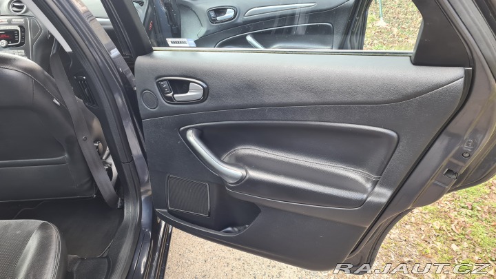 Ford Mondeo 2.0TDCi CZ STK2028 TZ 2010