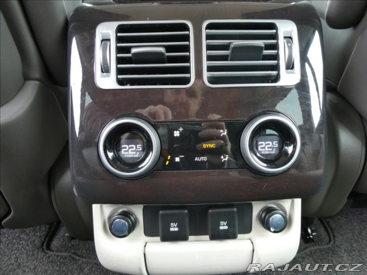Land Rover Range Rover 4,4 SDV8 VOGUE 1Maj, ČR, 2019
