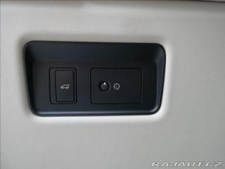 Land Rover Range Rover 4,4 SDV8 VOGUE 1Maj, ČR, 2019