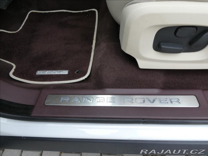 Land Rover Range Rover Evoque 2,2 SD4 1.Maj, ČR, Panora 2013
