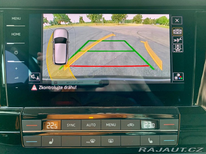 Volkswagen Touareg 3.0 TDI kůže VZDUCH Tažné 2020