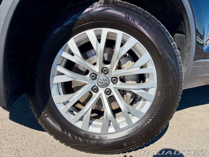 Volkswagen Touareg 3.0 TDI kůže VZDUCH Tažné 2020