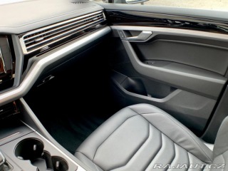 Volkswagen Touareg 3.0 TDI kůže VZDUCH Tažné 2020