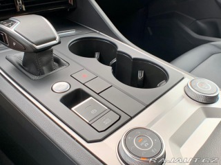 Volkswagen Touareg 3.0 TDI kůže VZDUCH Tažné 2020