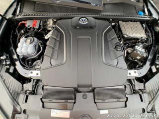 Volkswagen Touareg 3.0 TDI kůže VZDUCH Tažné 2020