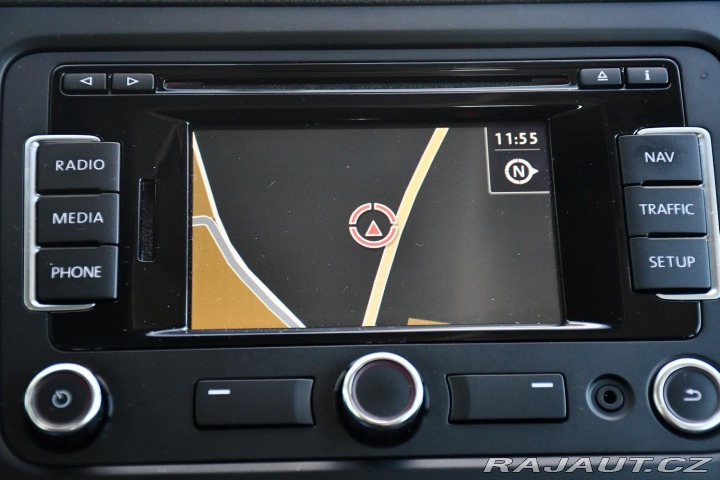 Volkswagen Sharan 2,0TDi 103kW NAVI 7MÍST 2012