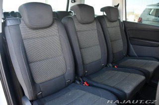 Volkswagen Sharan 2,0TDi 103kW NAVI 7MÍST 2012