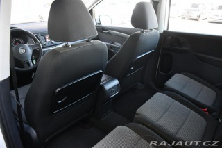 Volkswagen Sharan 2,0TDi 103kW NAVI 7MÍST 2012