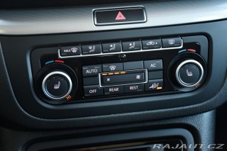 Volkswagen Sharan 2,0TDi 103kW NAVI 7MÍST 2012