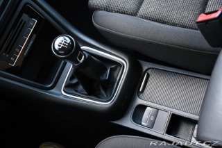 Volkswagen Sharan 2,0TDi 103kW NAVI 7MÍST 2012