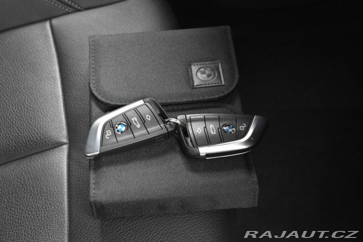 BMW 2 218d LUXURY*KESSY*DPH*ČR 2020