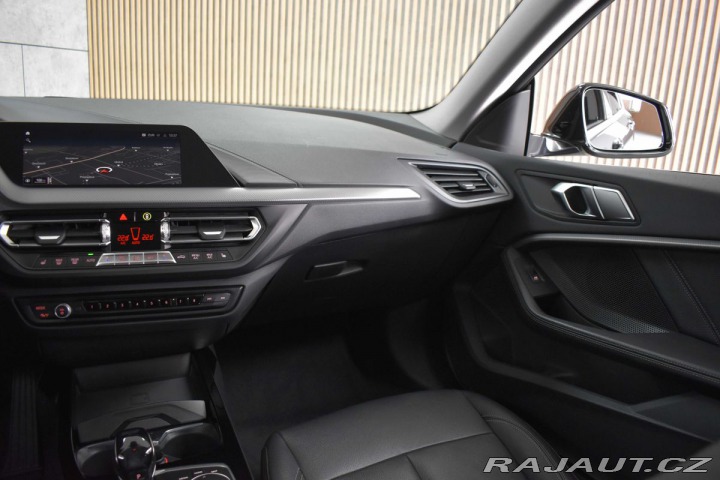 BMW 2 218d REZERVACE 2020