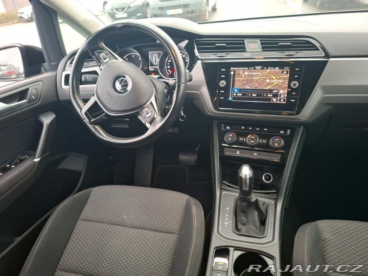 Volkswagen Touran  2021