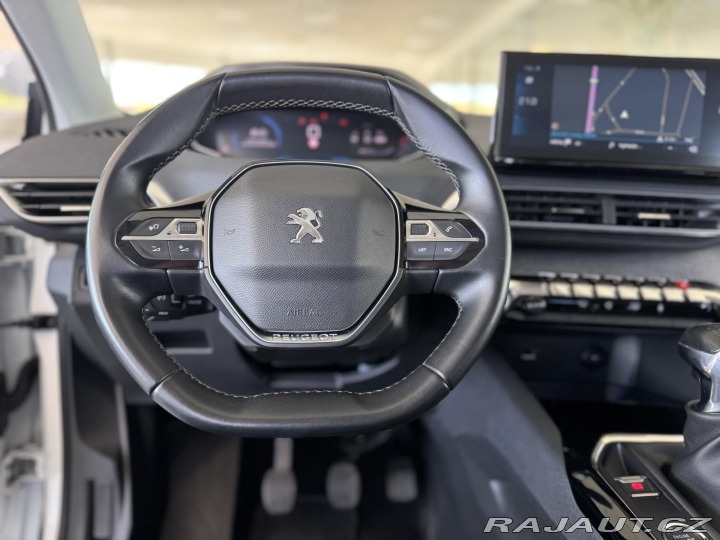 Peugeot 5008 1,2PT 130*ALLURE*7míst*Ta 2021