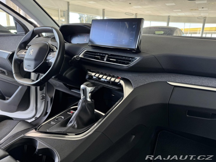 Peugeot 5008 1,2PT 130*ALLURE*7míst*Ta 2021