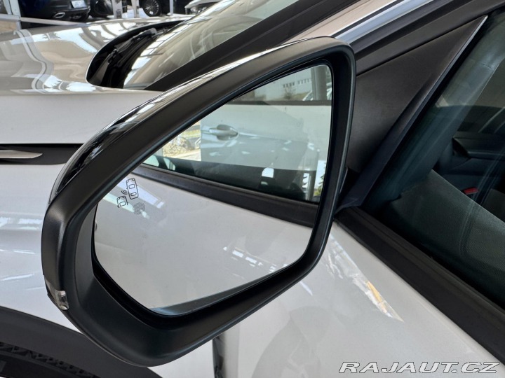 Peugeot 5008 1,2PT 130*ALLURE*7míst*Ta 2021