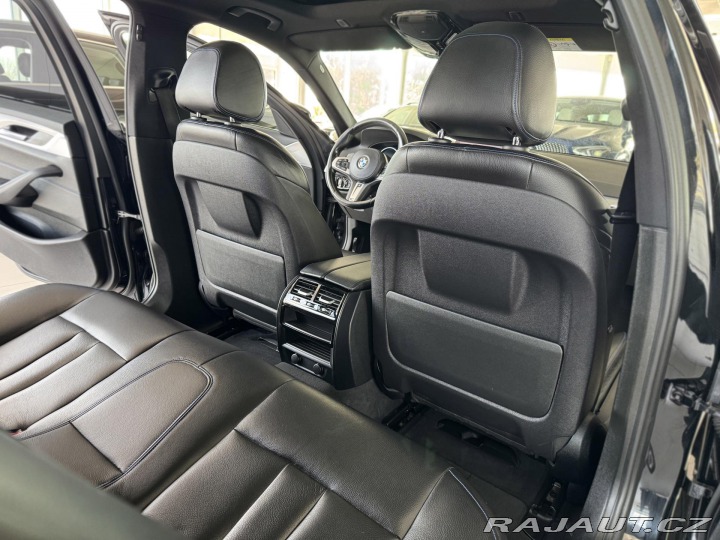 BMW 5 530i xDrive*M-SPORT*HeadU 2017