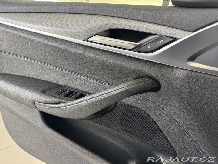 BMW 5 530i xDrive*M-SPORT*HeadU 2017