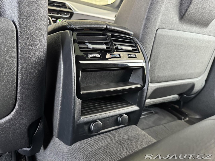 BMW 5 530i xDrive*M-SPORT*HeadU 2017