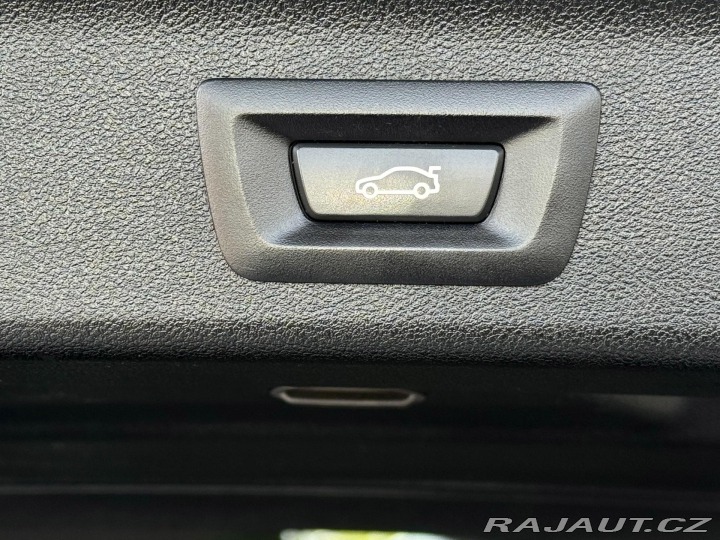 BMW 5 530i xDrive*M-SPORT*HeadU 2017