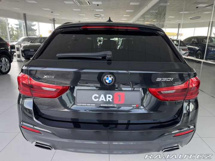 BMW 5 530i xDrive*M-SPORT*HeadU 2017