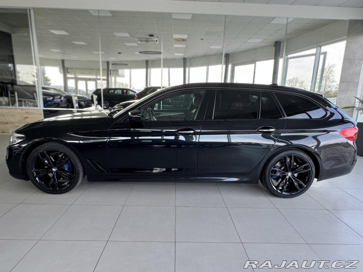 BMW 5 530i xDrive*M-SPORT*HeadU 2017