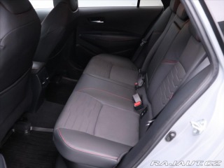 Toyota Corolla 1,8 HB Executive Aut. DPH 2023