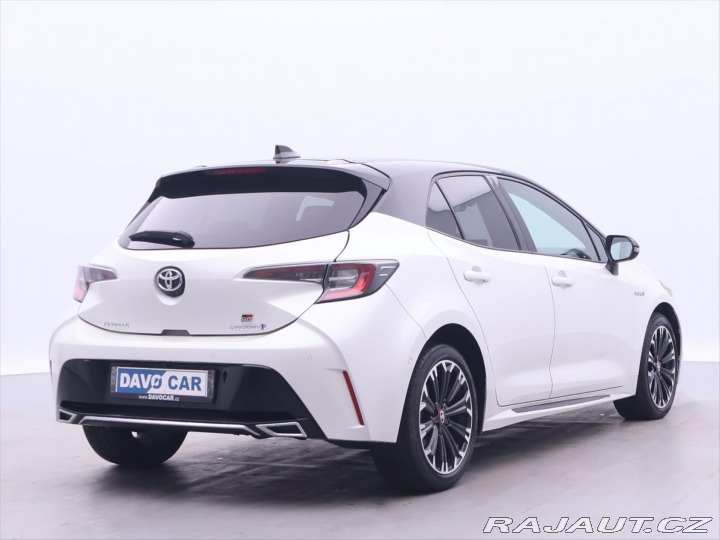 Toyota Corolla 1,8 e-CVT HYBRID GR SPORT 2021