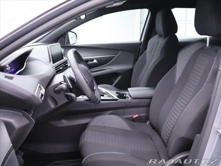 Peugeot 3008 1,2 PT 130k Aut. LED CZ D 2023