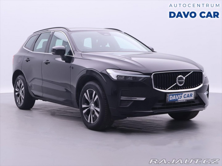 Volvo XC60 2,0 B4 145kW Aut. Momentu 2021